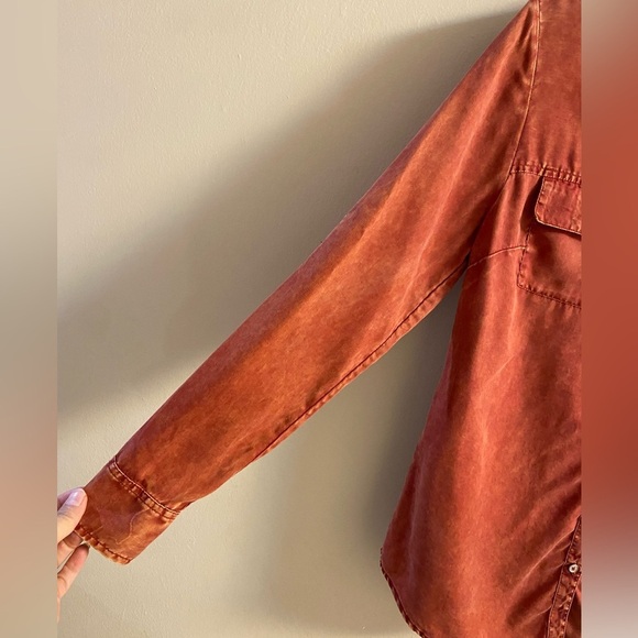 Soft surroundings button front shirt burnt Orange lyocell Medium - Picture 5 of 8